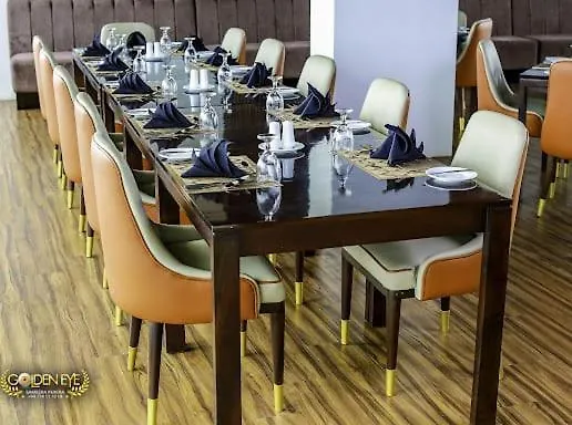 Ocean Breeze - Waves Luxury Condo Negombo